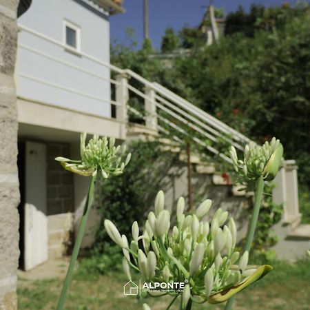 הוילה ארקוס דה ואלדבז Quinta Da Costeira - Casa Azul Do Limoal By Alponte מראה חיצוני תמונה